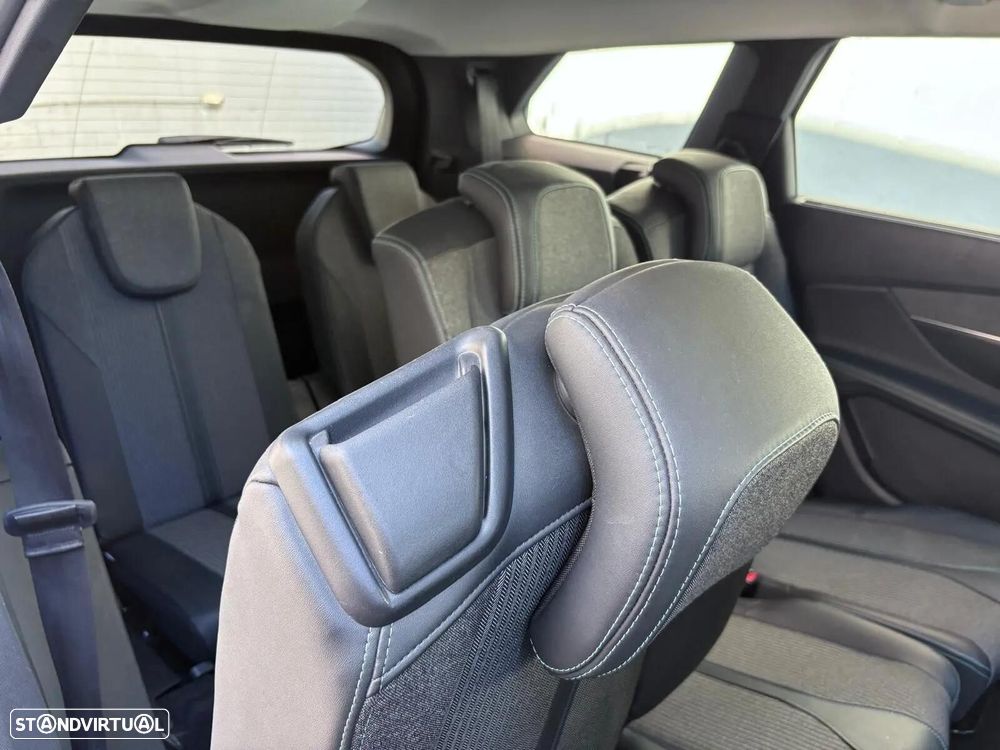 Peugeot 5008 1.2 PureTech Allure EAT8 - 57