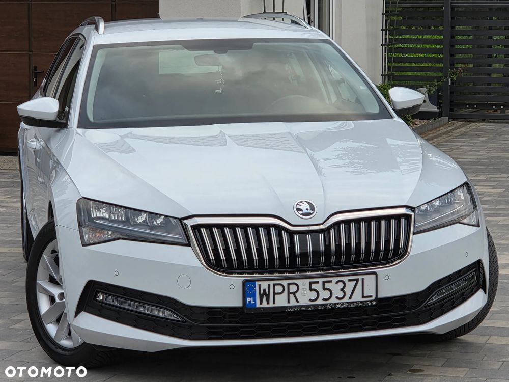 Skoda Superb 2.0 TDI SCR Ambition DSG - 2