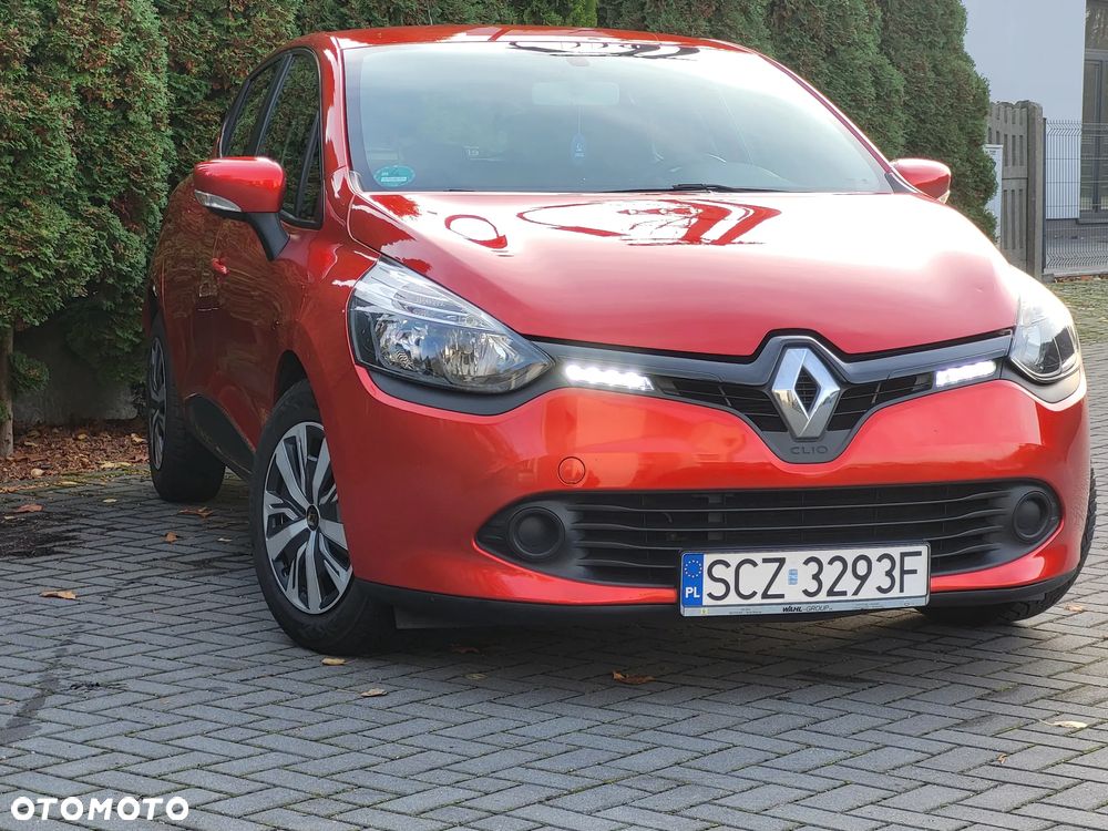 Renault Clio 1.2 16V 75 LIMITED - 9