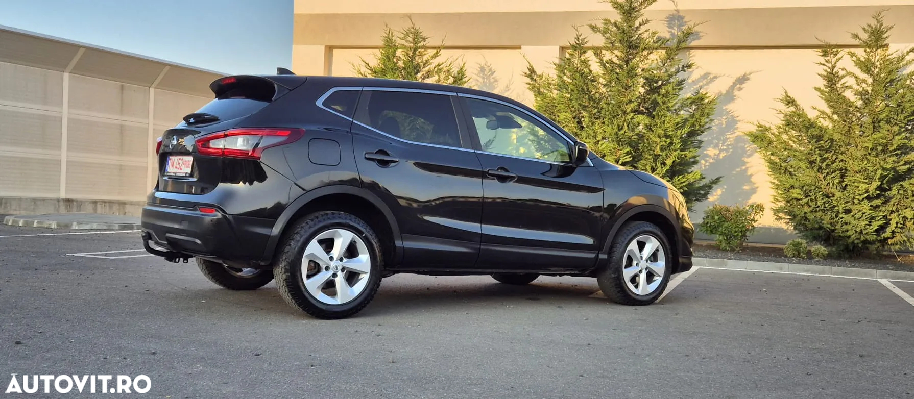 Nissan Qashqai 1.6 DCI ALL-MODE 4x4i Black Edition - 7