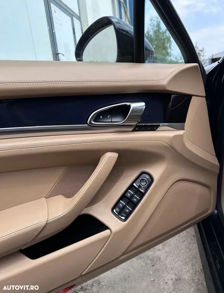 Porsche Panamera 3.0 Tiptronic S - 6