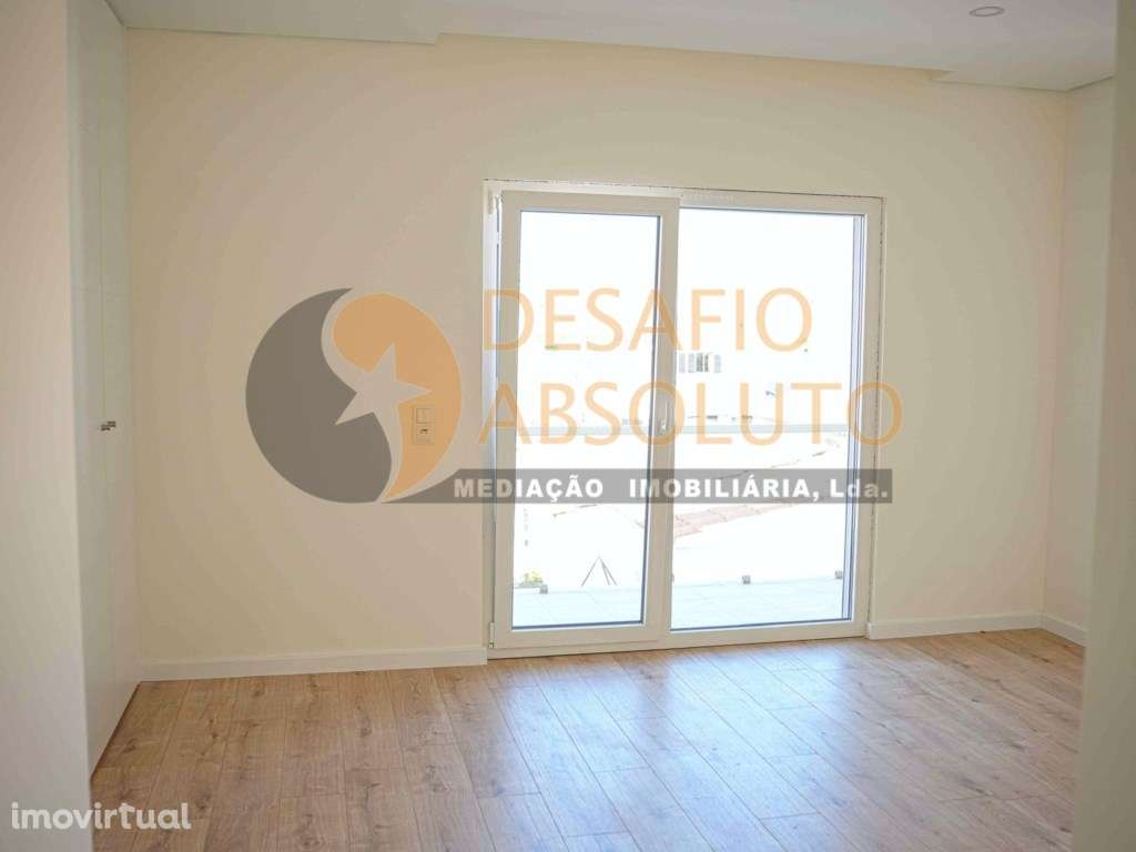 Moradia Térrea, T2 - Grande imagem: 3/12