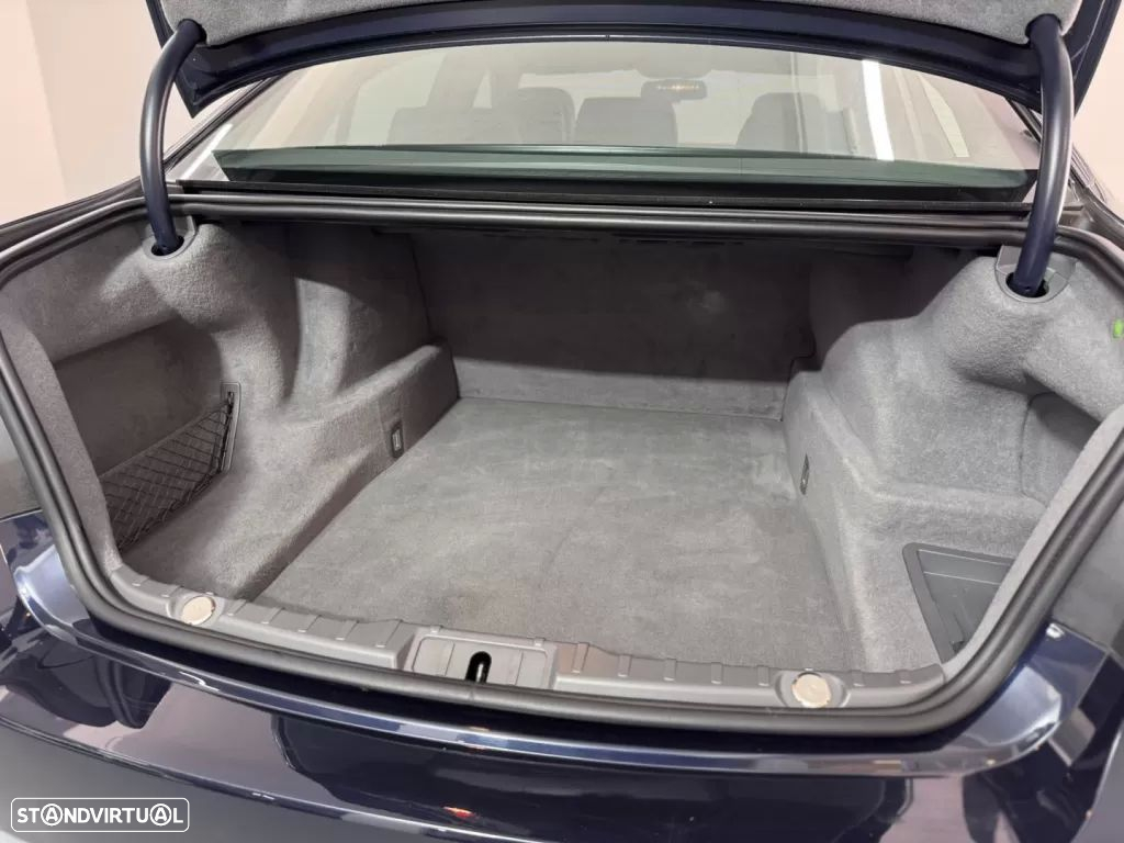 BMW 730 - 54