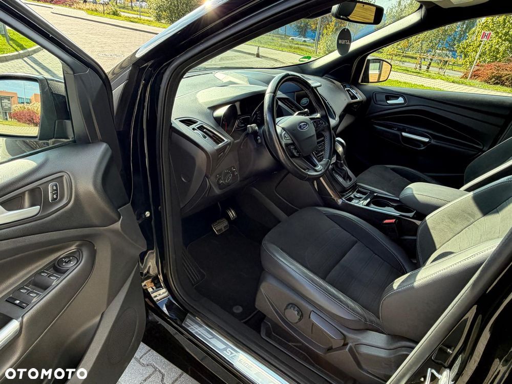 Ford Kuga 2.0 TDCi 4x4 ST-Line - 10