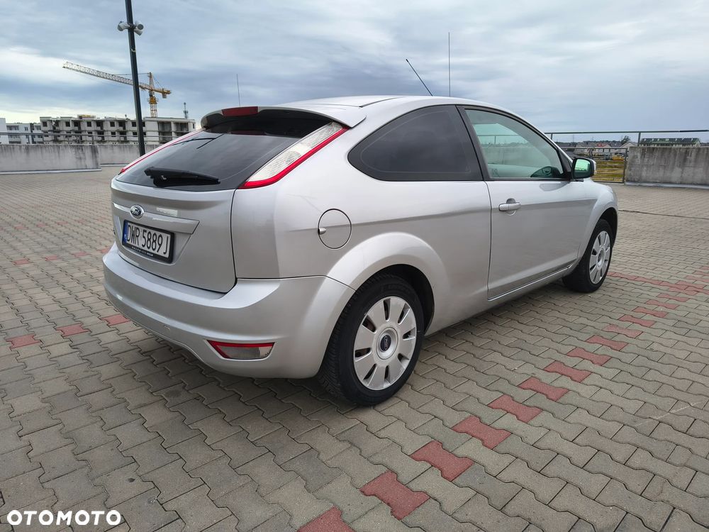 Ford Focus 1.6 16V Trend - 5