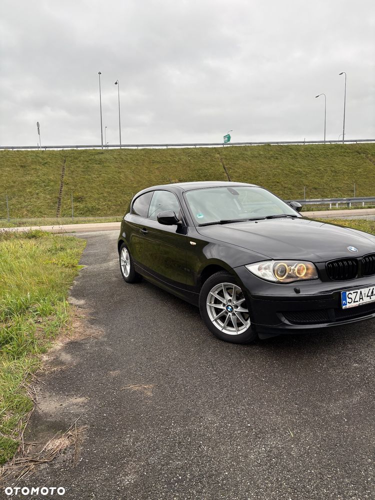 BMW Seria 1 118d - 2