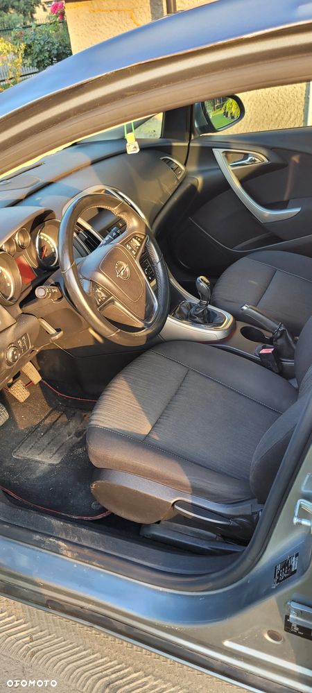 Opel Astra 1.4 Turbo - 6