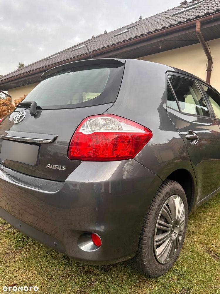 Toyota Auris 1.33 VVT-i Life - 3