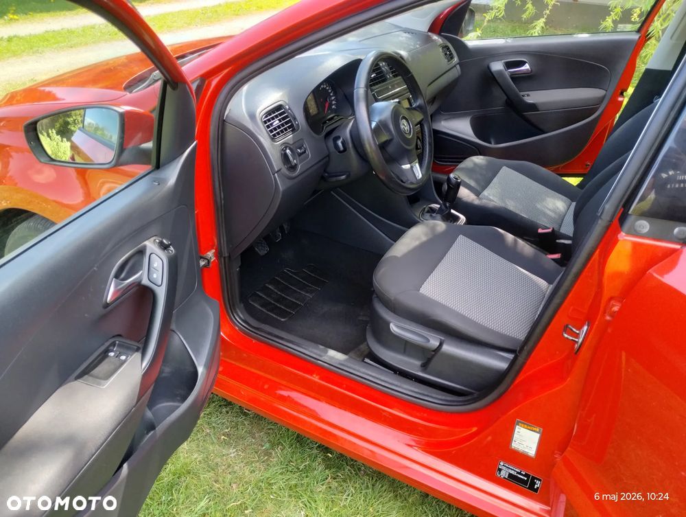 Volkswagen Polo 1.4 16V Trendline - 23