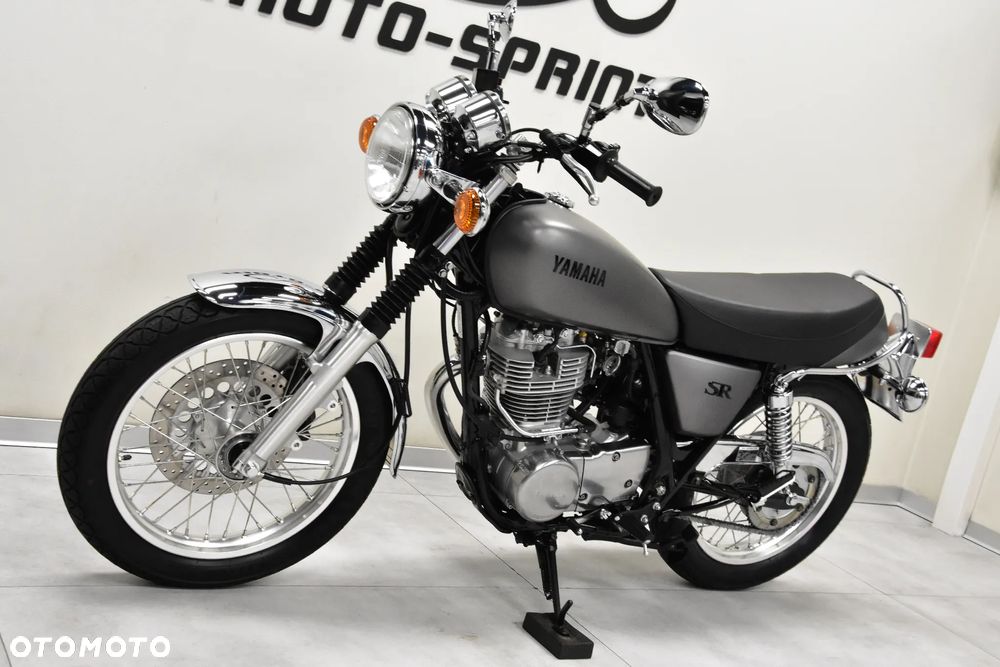 Yamaha SR - 9