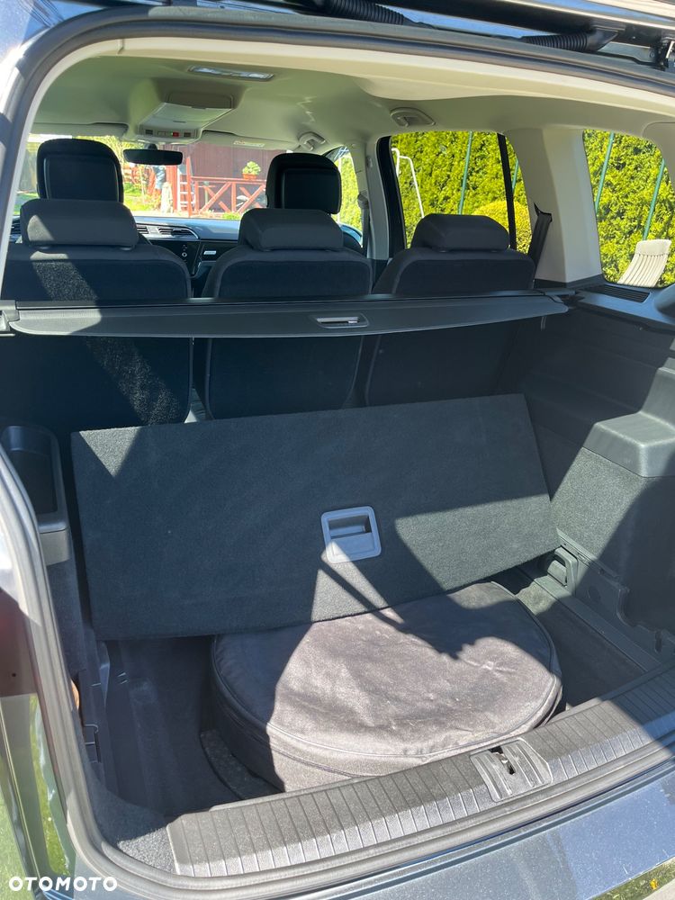 Volkswagen Touran 2.0 TDI SCR DSG Comfortline - 11
