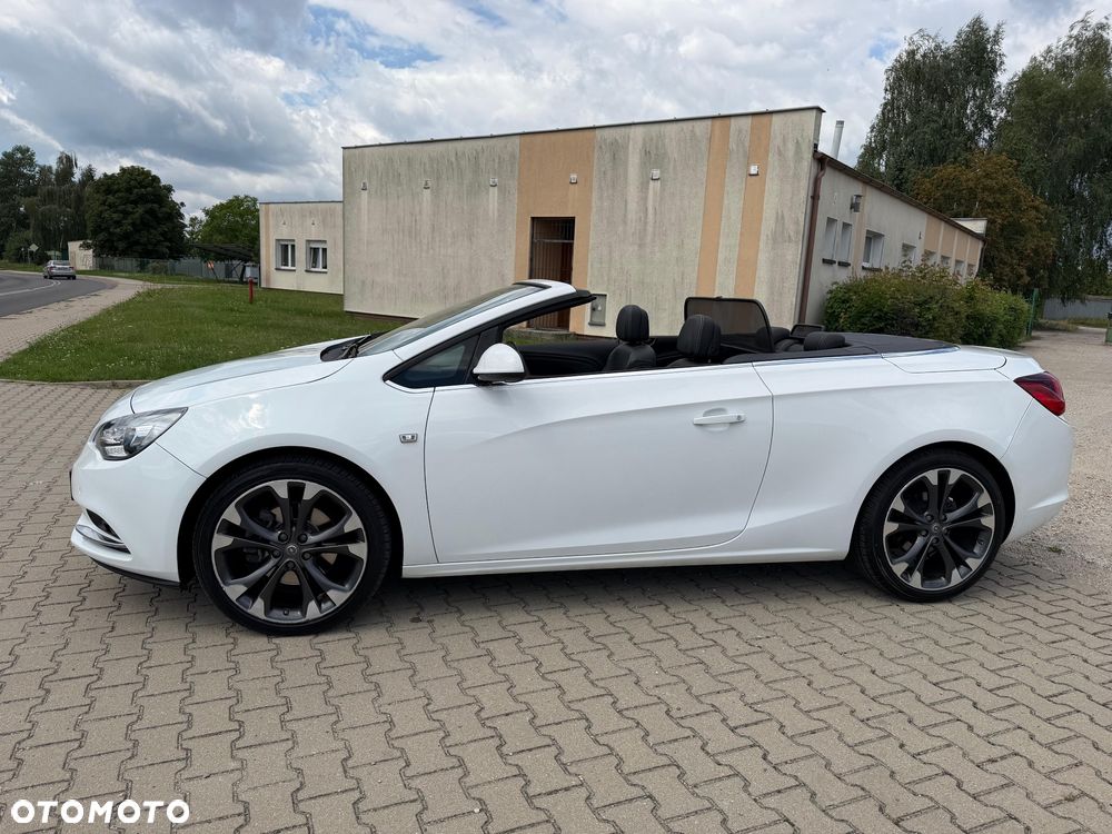Opel Cascada - 2