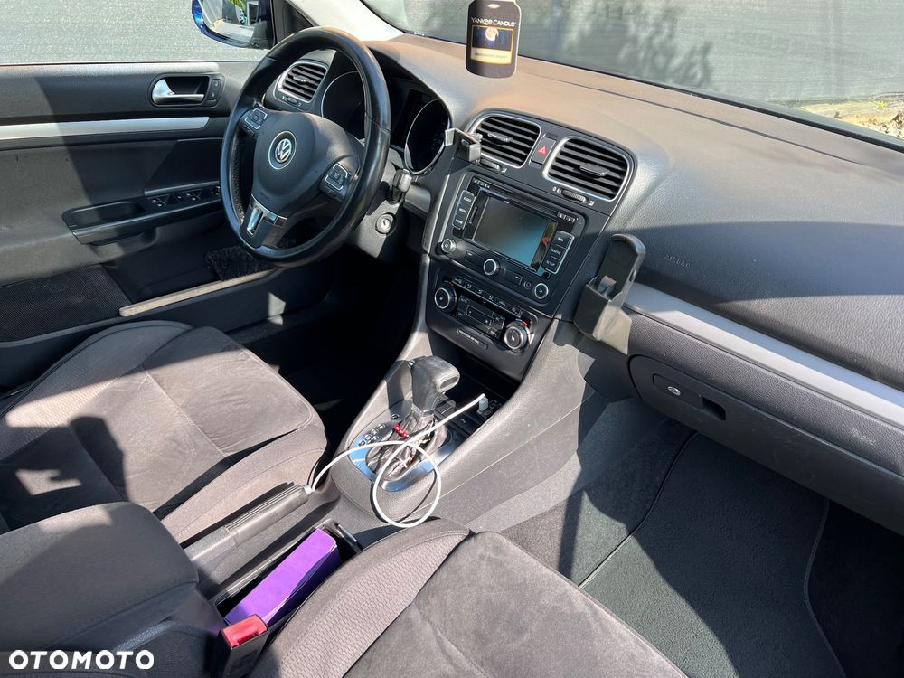 Volkswagen Golf 2.0 TDI DPF BlueMotion Technology DSG Comfortline - 37