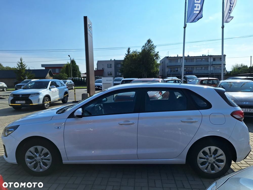 Hyundai i30 1.5 DPI Classic + - 2