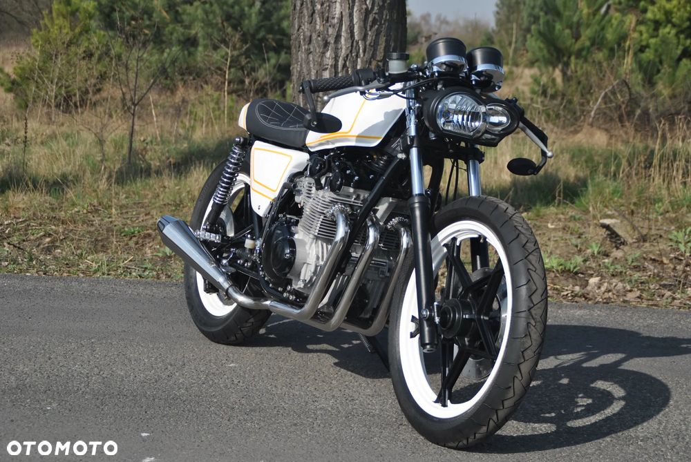 Suzuki GS - 19
