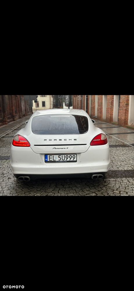 Porsche Panamera 4 PDK - 6