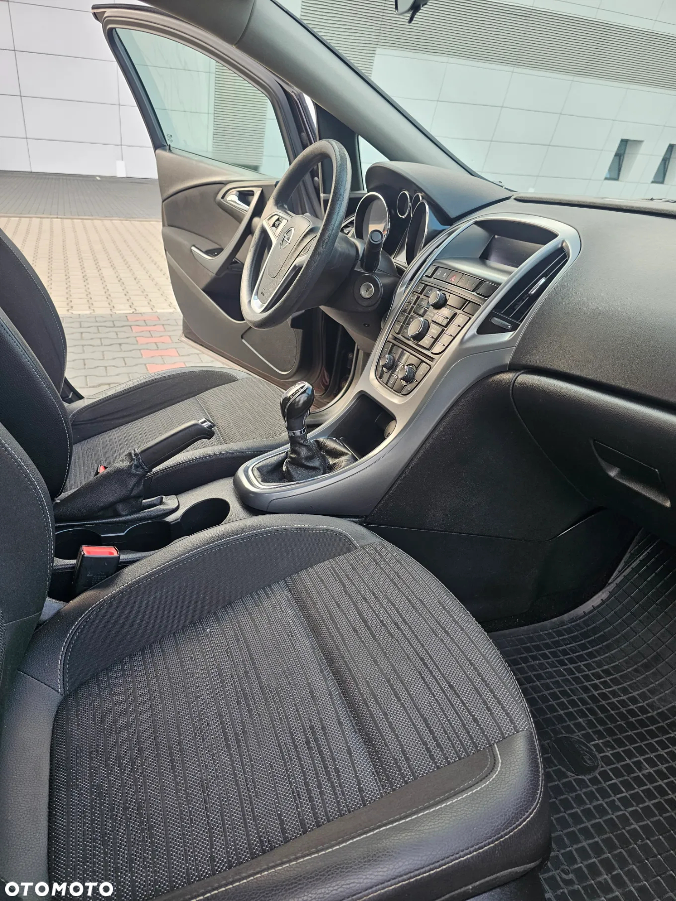 Opel Astra - 11