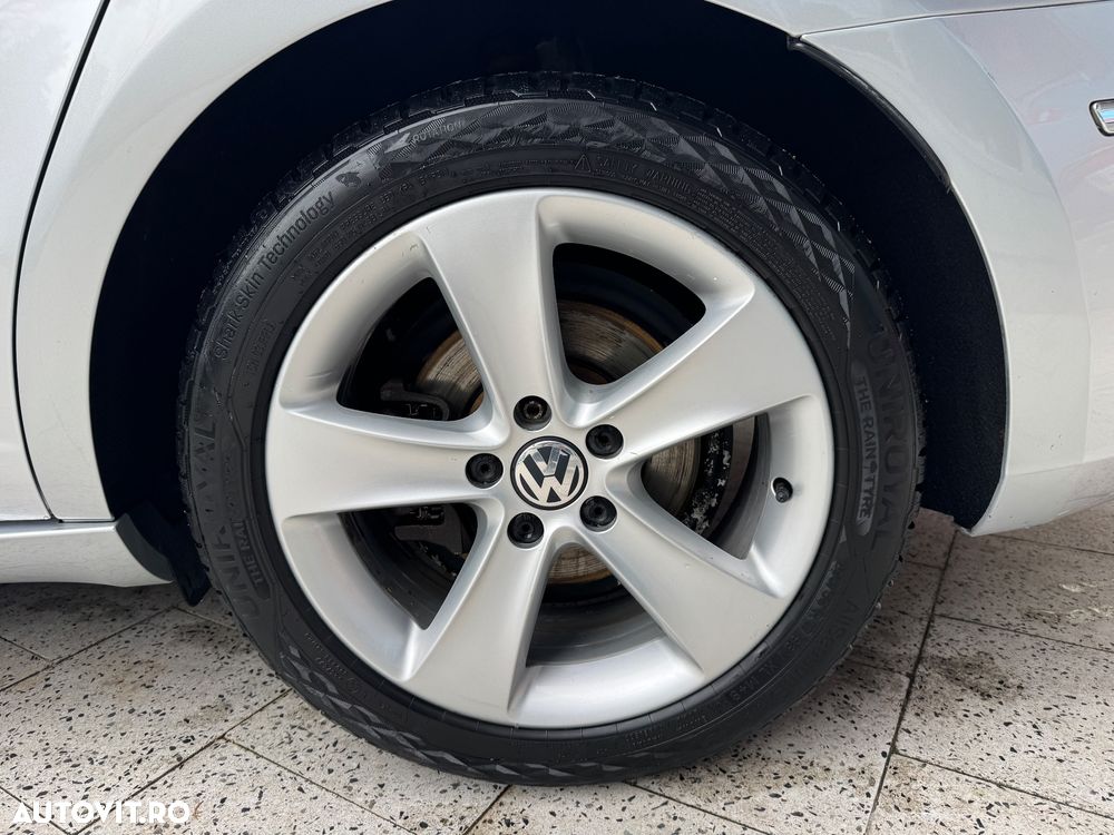 Volkswagen Passat 2.0 TDI BlueMotion Technology Highline - 16