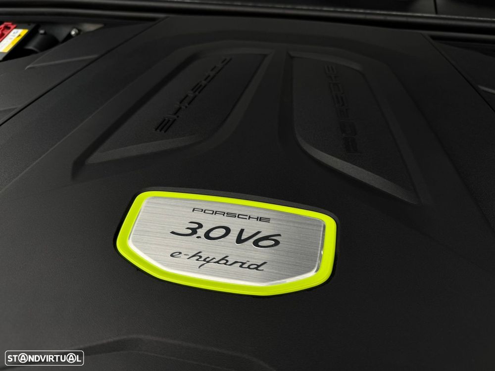 Porsche Cayenne E-Hybrid - 6