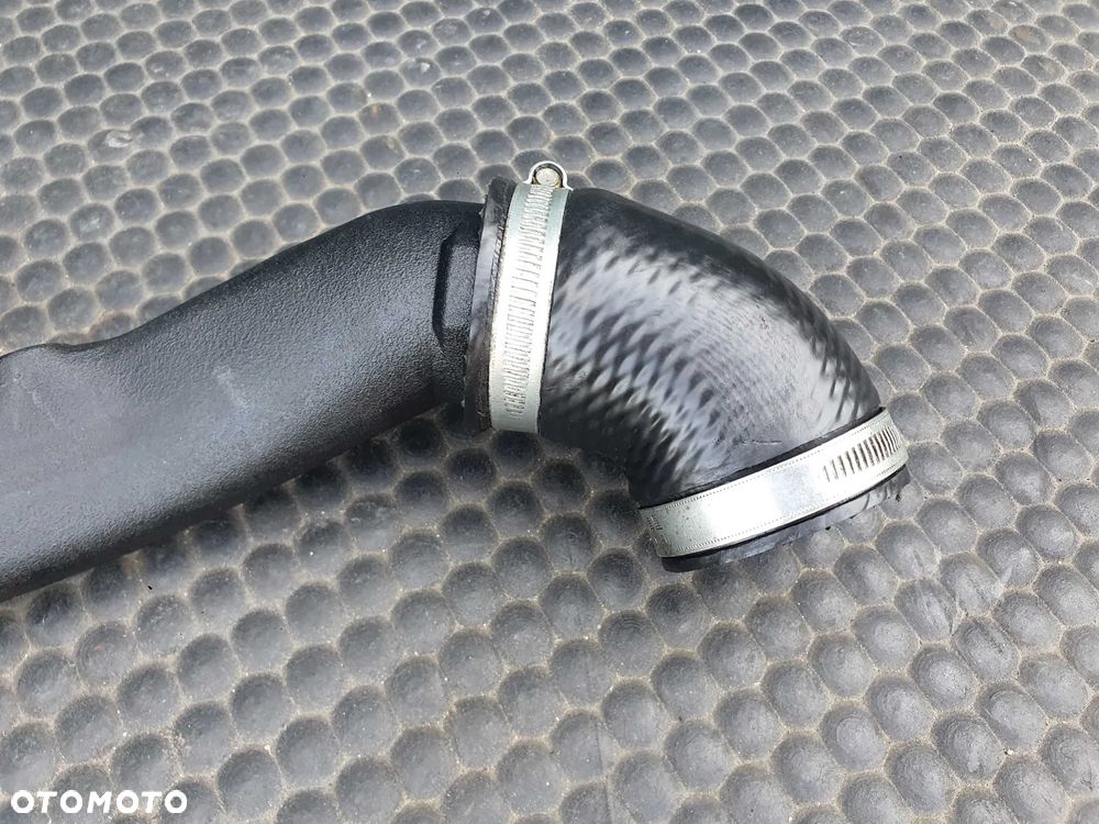Rura 8D0145840S 3B0145834E Przewod Powietrza Kolanko Kruciec 1.9 TDI Audi A4 B5 B6 VW Passat B5 - 4