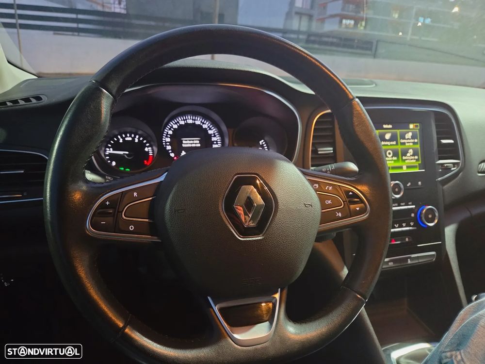 Renault Mégane 1.5 dCi Intens - 11