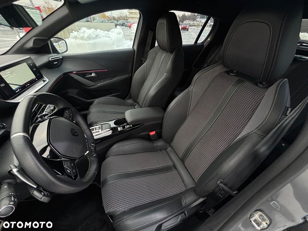 Peugeot 208 PureTech 100 EAT8 GT Pack - 18