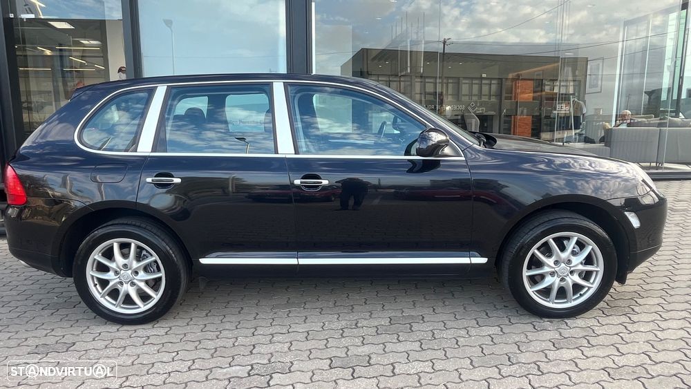 Porsche Cayenne 3.2 V6 - 3