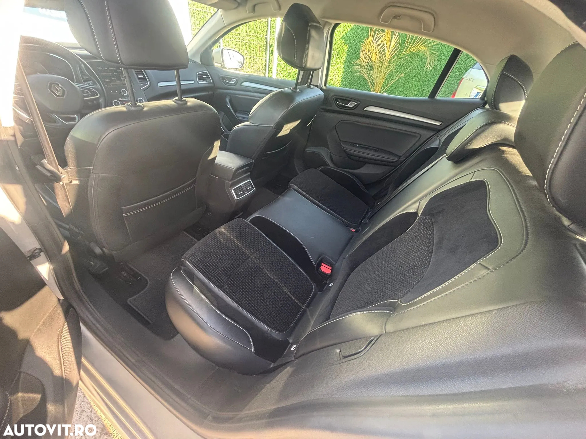 Renault Megane Estate 1.5 dCI Intens - 6