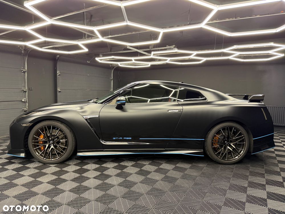 Nissan GT-R Black Edition - 4