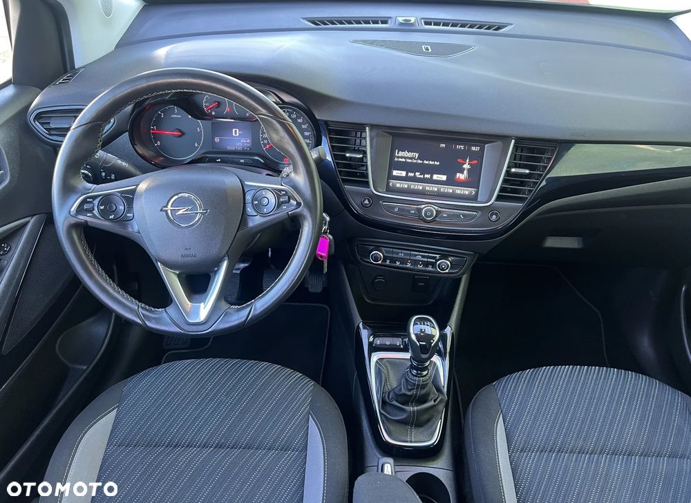 Opel Crossland X - 10