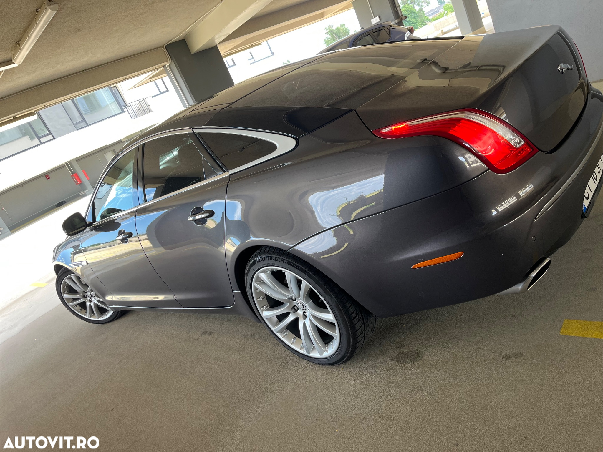 Jaguar XJ 3.0 V6 Premium Luxury Aut SWB - 20