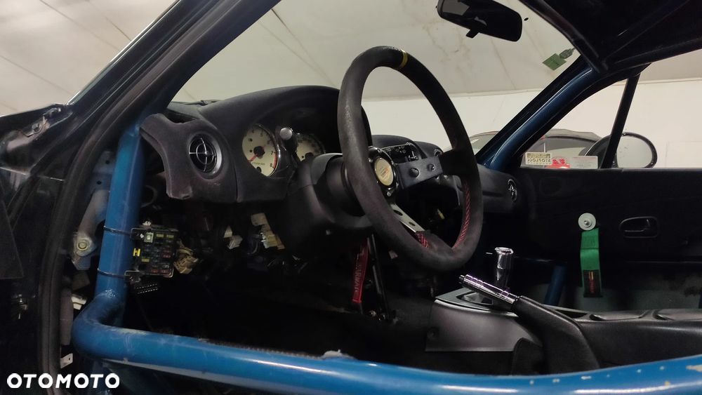 Mazda MX-5 1.9i 16V - 16