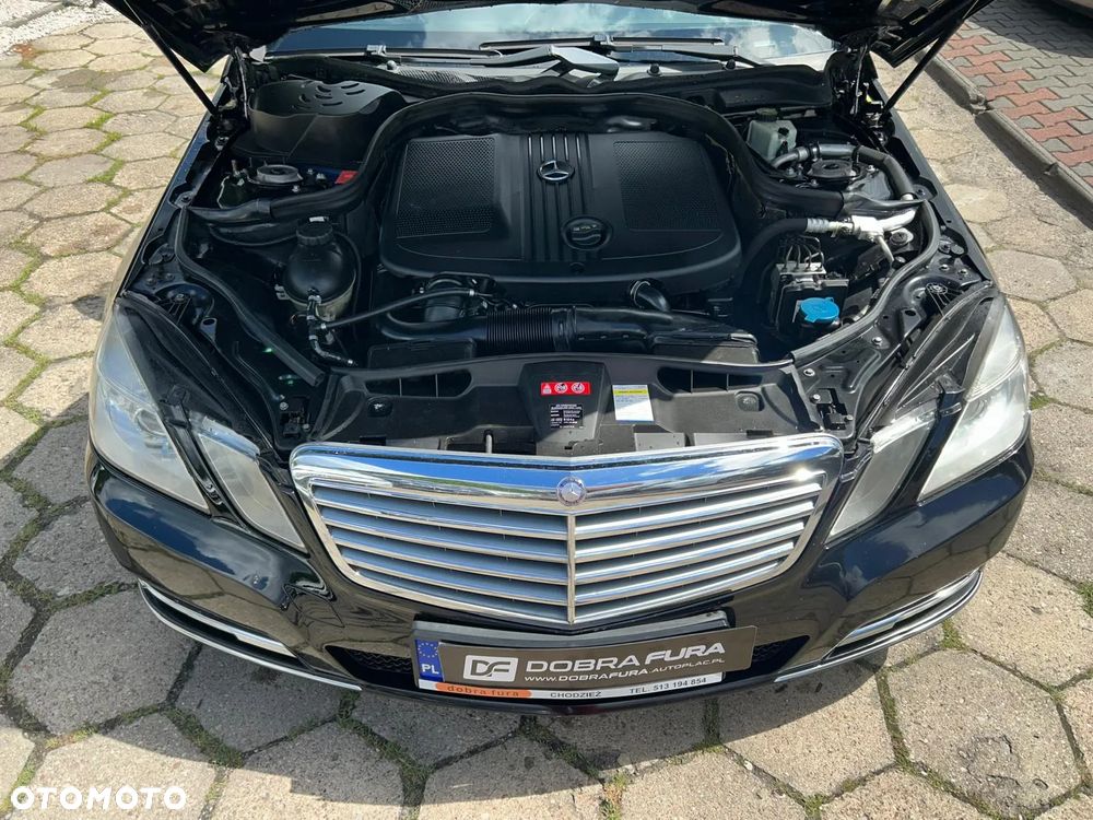 Mercedes-Benz Klasa E 200 CDI DPF BlueEFFICIENCY 7G-TRONIC Elegance - 25