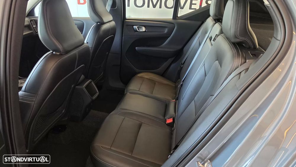 Volvo XC 40 1.5 T3 Inscription Tech Edition - 47