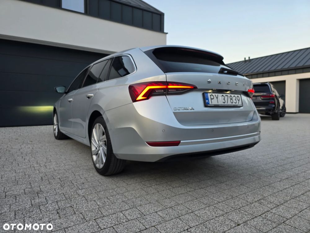 Skoda Octavia 2.0 TDI Style DSG - 4