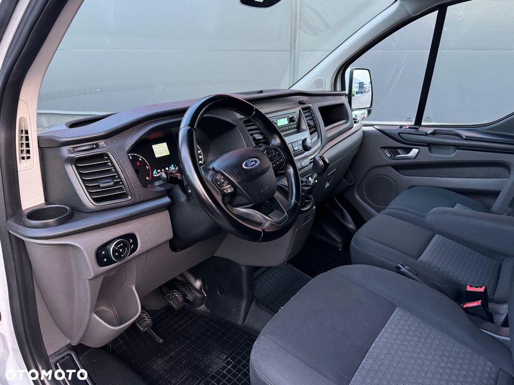 Ford Transit Custom - 5