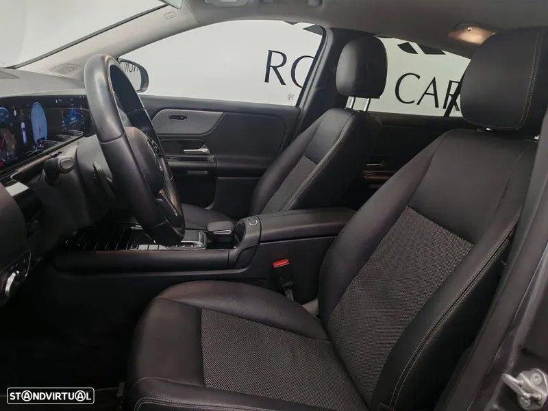 Mercedes-Benz GLA 180 d - 9