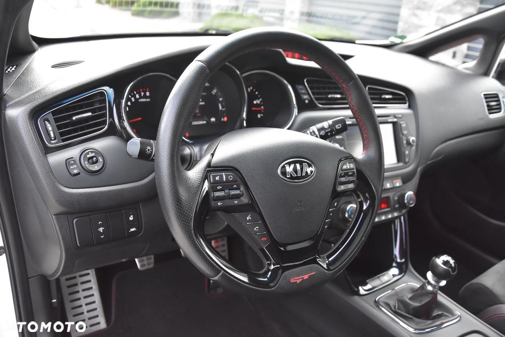 Kia Ceed 1.6 T-GDI GT-Challenge - 27
