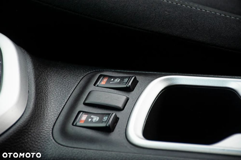 Nissan Navara DPF Autm Platinum - 14