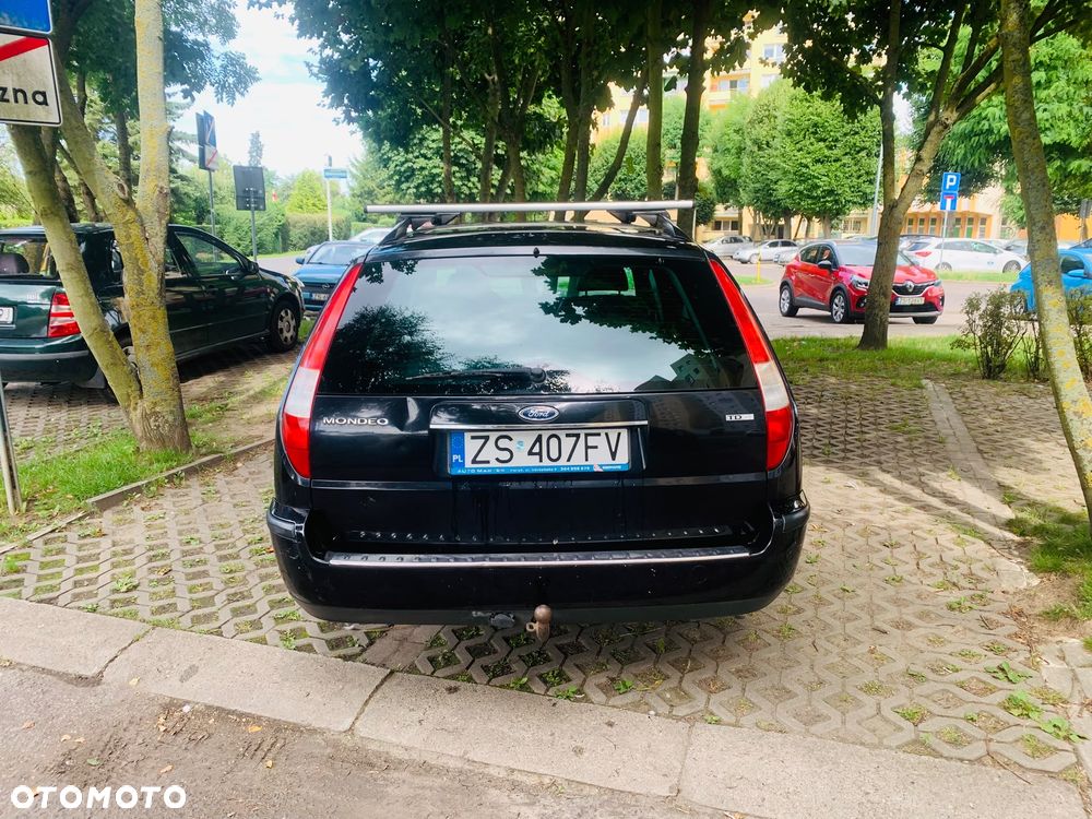 Ford Mondeo 2.0 TDCI Ghia - 10