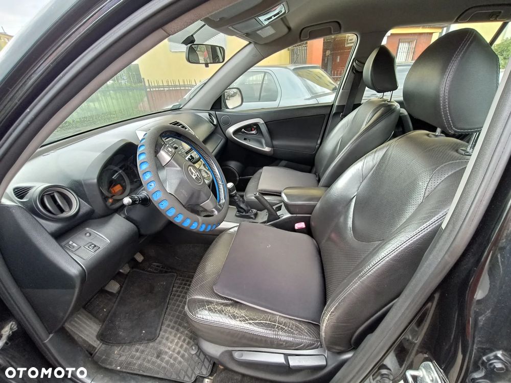 Toyota RAV4 2.2 D-4D 4x4 - 7