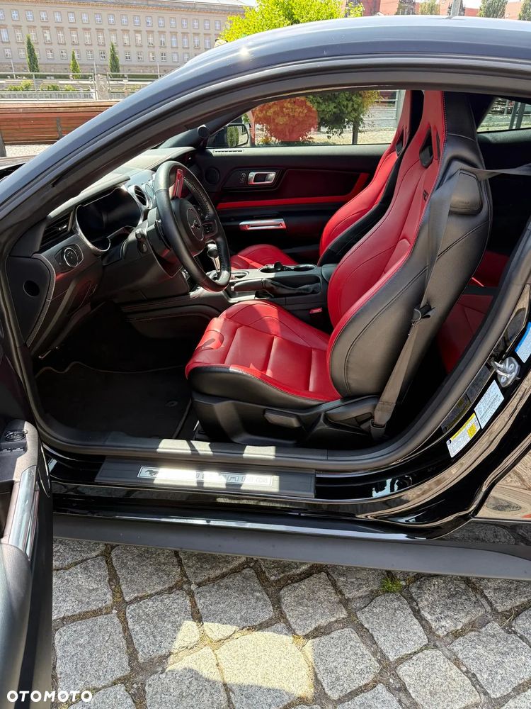 Ford Mustang 5.0 V8 GT - 11