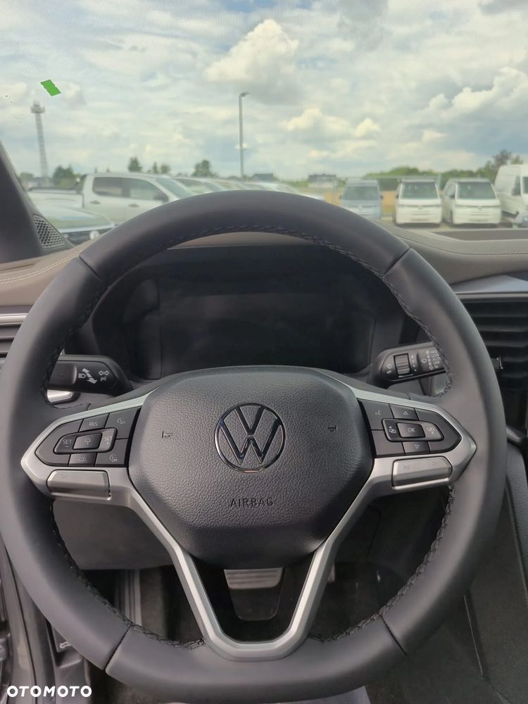 Volkswagen Amarok - 16