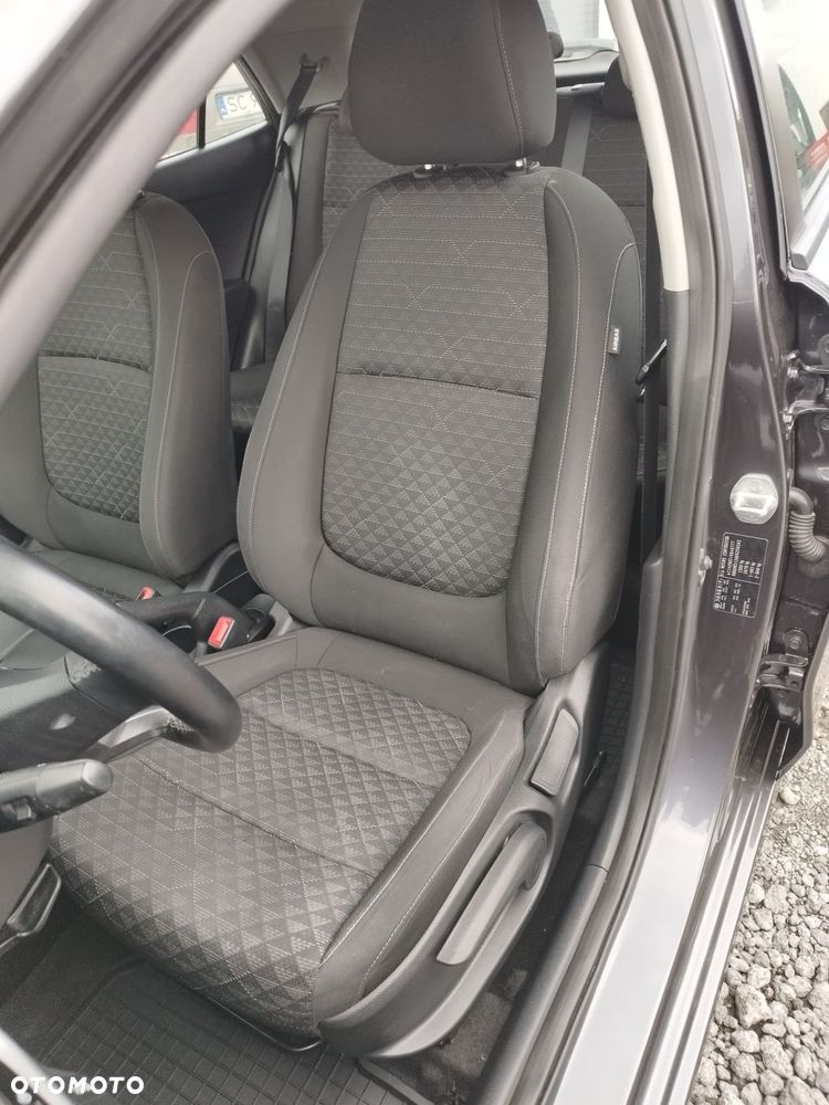 Kia Rio 1.2 XL - 27