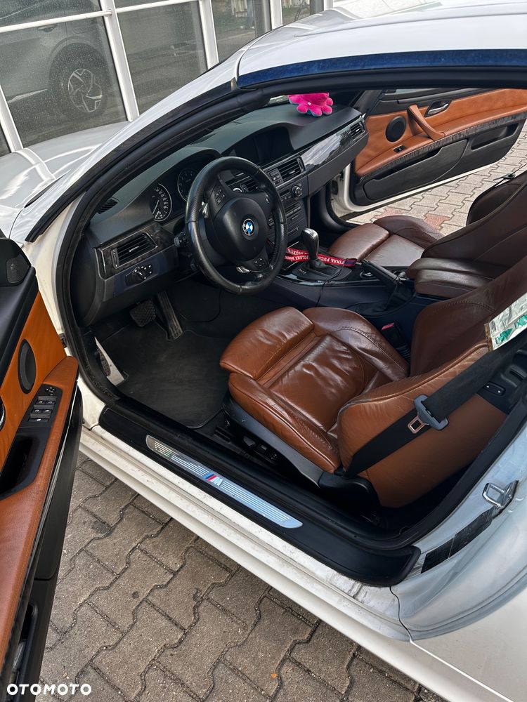 BMW Seria 3 335i Cabrio - 10