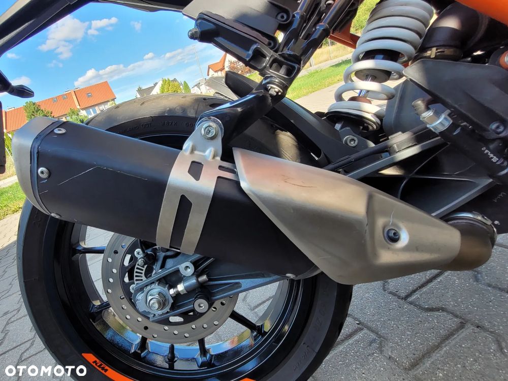 KTM Duke 125 - 14