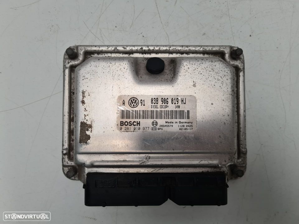VOLKSWAGEN GOLF IV / 4 1.9 TDI 2002 | CENTRALINA - BOSCH | Ref: 038 906 019 HJ - 0 281 010 977; - 2