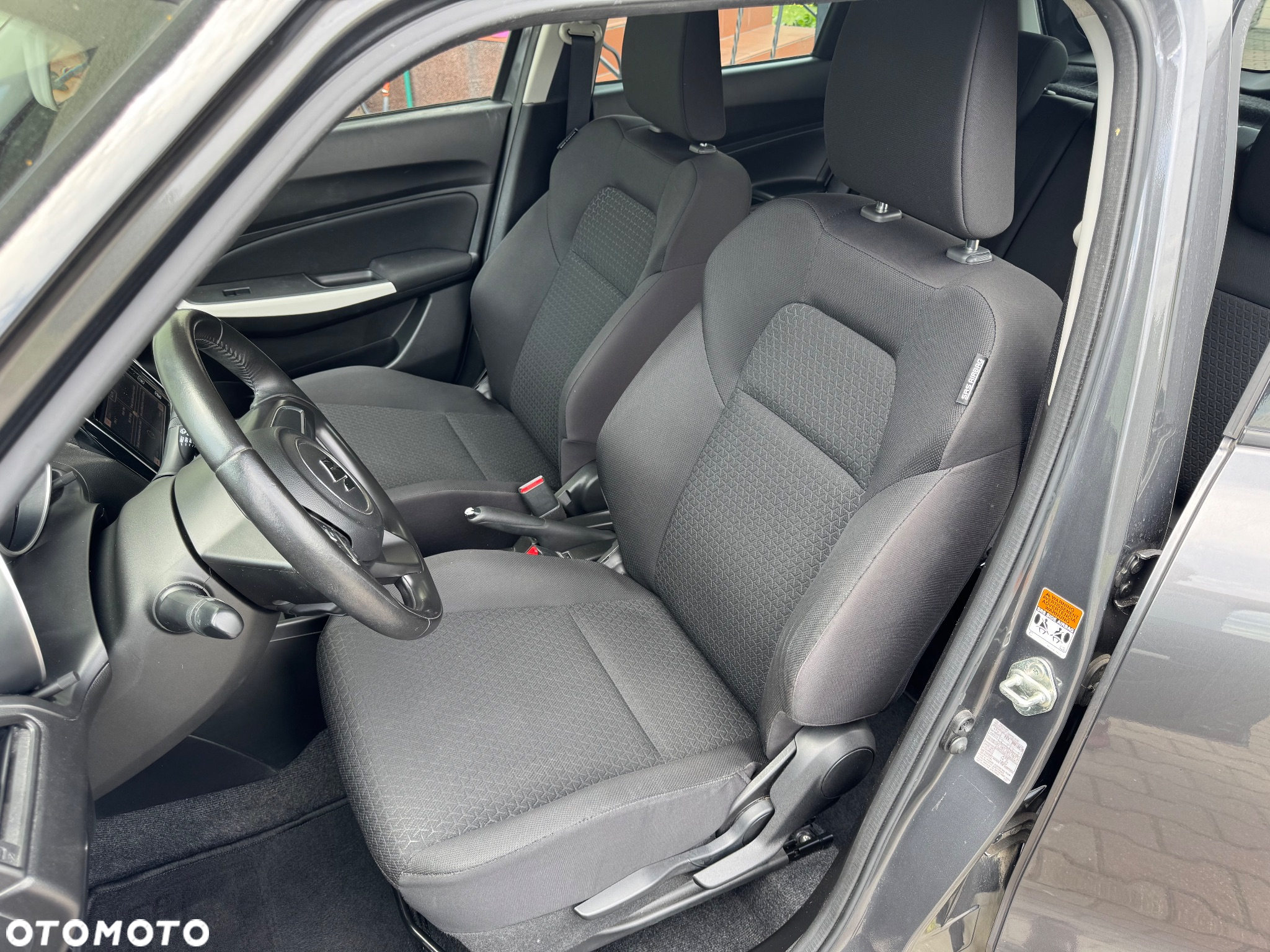 Suzuki Swift 1.2 Premium - 19