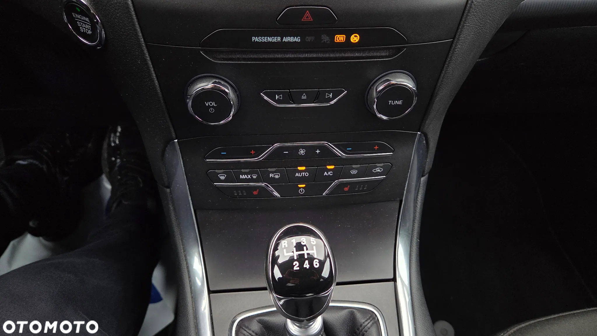 Ford Galaxy 2.0 TDCi Titanium - 23