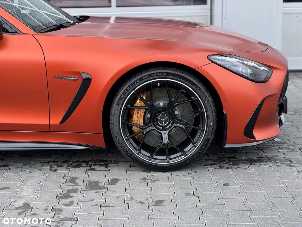 Mercedes-Benz AMG GT - 8